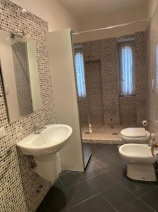 Apartment In Centro Storico Vicino La Stazione Termini Rom